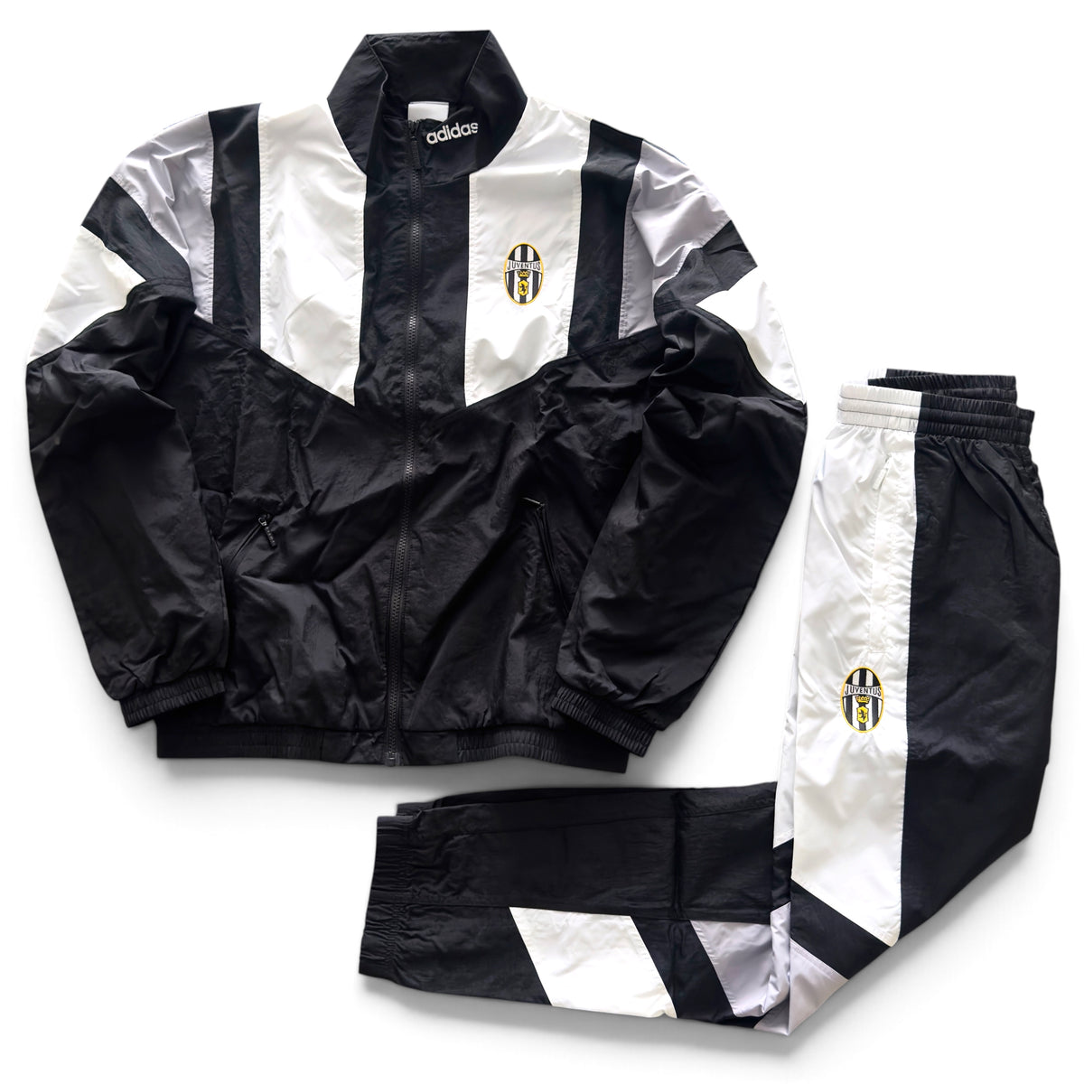 Tuta Adidas Juventus EQT 2027