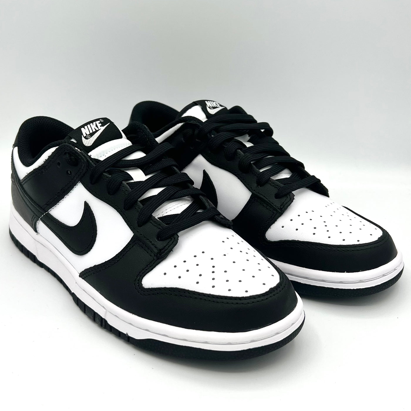 Nike Dunk Low Retro white black